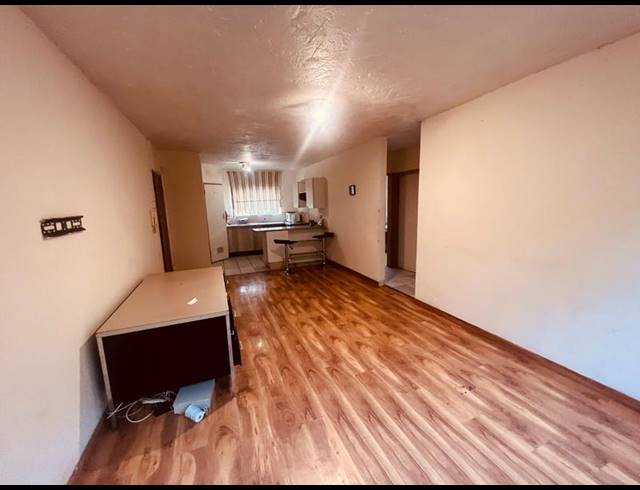 2 BEDROOM TOWNHOUSE FOR SALE IN GEZINA